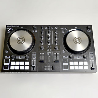 NATIVE INSTRUMENTS TRAKTOR S2 MK3