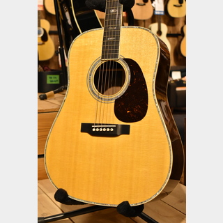 Martin D-41【2023年製 美品中古】