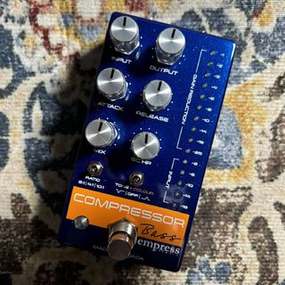 Empress Effects Blue コンパクトエフェクター ベースコンプレッサー