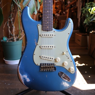 Fender Custom Shop 1964 Stratocaster Heavy Relic Aged Lake Placid Blue