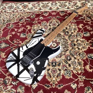 EVH Stripe Series W/