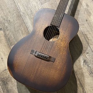 Martin 000-15M StreetMaster / Mahogany Burst