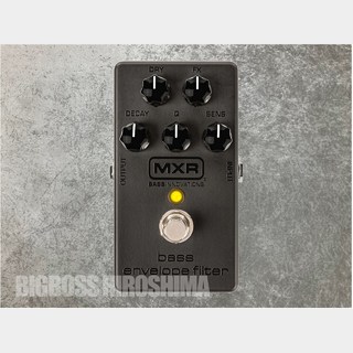 MXR M82B:Blackout Series Bass Envelope Filter