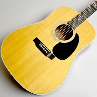 Martin D-28