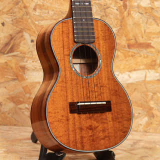 URABE UKULELE(占部)L-46 Hawaiian Koa Concert