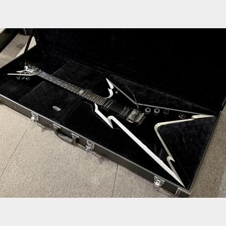 【希少の1本】DEAN Razorback【EMG81tw搭載】 希少の1本】DEAN Razorback【EMG81tw搭載】 楽器・機材