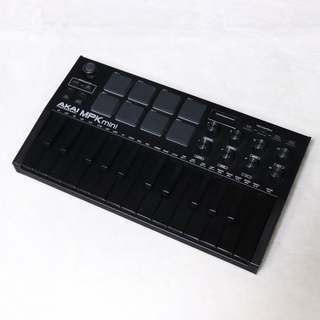 AKAI MPK Mini IV 〜新しいキーヘッド、モジュレーションホイールなど