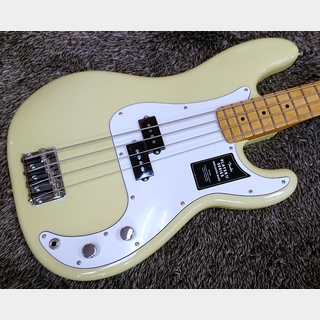 Fender Player II Precision Bass, Maple Fingerboard, Hialeah Yellow