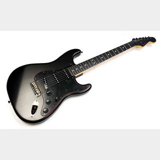 フェンダー、漆黒の限定モデル“Made in Japan Limited Hybrid Ⅱ Noir