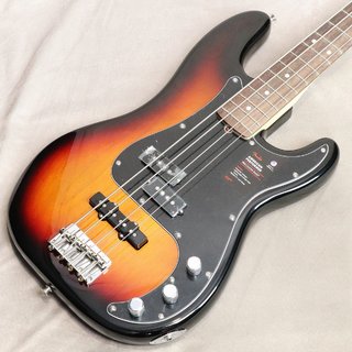 FenderAmerican Performer Precision Bass Rosewood Fingerboard 3-Color Sunburst 【横浜店】