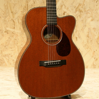 Collings OM1H Mh Cutaway Herringborn