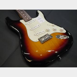 FenderMade In Japan Hybrid II Stratocaster Rosewood Fingerboard 3-Color Sunburst