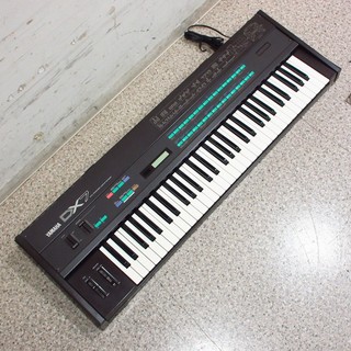 YAMAHADX7  "FM Synthesizerの名機""RAM1付属”【横浜店】