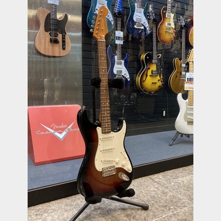 Squier by Fender Classic Vibe '60s Stratocaster/3-Color Sunburst