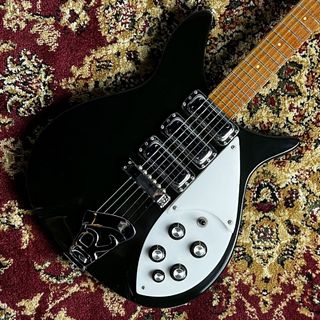 Rickenbacker （リッケンバッカー）Ricken backer 320【1981年製】