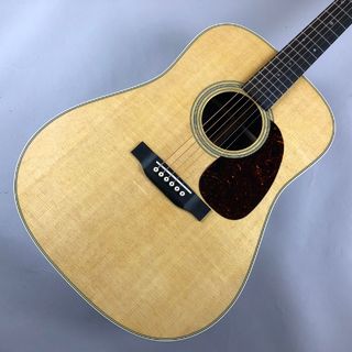 Martin D-28 Standard