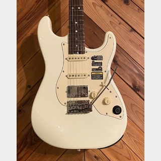 MOOERGTRS S800 White