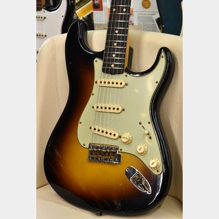 Fender Custom Shop 1960 Stratocaster J.Relic Wide Fade 2-Color Sunburst CZ578795【漆黒指板、軽量3.51kg】