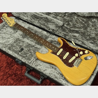 Fender Limited Edition Lightweight Ash American Professional Stratocaster RW Aged Natural