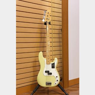 FenderPlayer II Precision Bass, Maple Fingerboard / Hialeah Yellow 