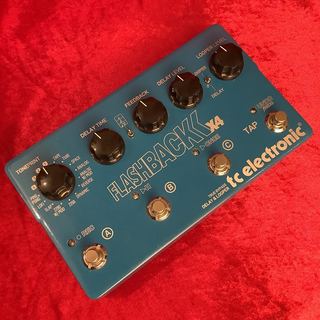 tc electronicFlashback X4 DELAY & LOOPER