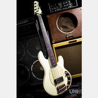 MUSIC MAN Classic StingRay 5 Limited Edition Gilded White