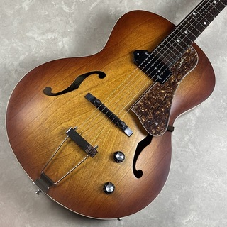 Godin Guitars、Kingpin P90ピックアップ搭載のフル・アコースティック