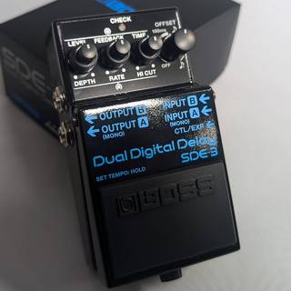 BOSS SDE-3 エフェクター デュアルデジタルディレイ