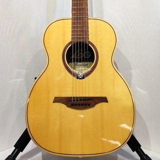 LAG Guitars チョイ傷特価!TRAVEL-SPE【Travel Spruce Acoustic-Electric】