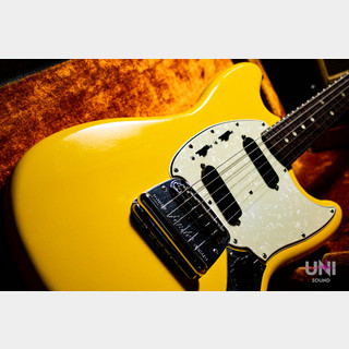 Fender Mustang "Refinish" / 1965