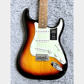 FenderLimited Edition Player Stratocaster 3-Color Sunburst with Roasted Maple Neck【限定モデル】