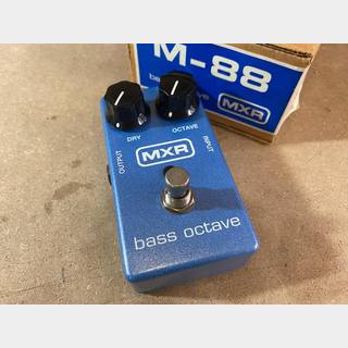 MXRbass octave / M-88