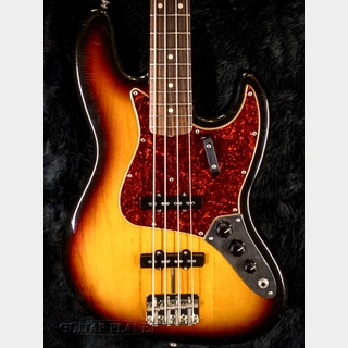 FenderAmerican Vintage 62 Jazz Bass -3 Color Sunburst-【2000/USED】【4.14kg】【金利0%対象】