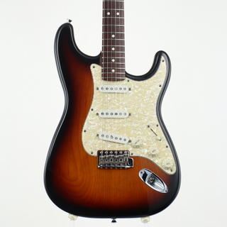 FenderArtist Series Bonnie Raitt Stratocaster 3 Tone Sunburst 【梅田店】