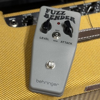 BEHRINGER FUZZ BENDER 【現物写真】