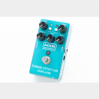 MXR M83 Bass Chorus Deluxe【GIB横浜】