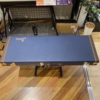 Fender Classic Series Wood Case Strat/Tele Navy Blue エレキギター用ハードケース ST/TL用【現物画像】