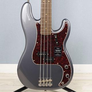 Fender Limited Edition Vintera II Road Worn '60s Precision Bass Charcoal Frost Metallic