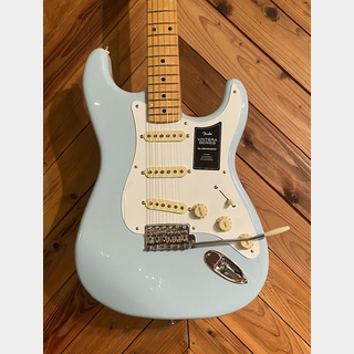FenderVintera 50s Stratocaster Maple Fingerboard Sonic Blue