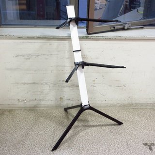Stay Music / Piano 1200/2 レッド ピアノ用スタンド Stay Music / Piano 1200/2 レッド ピアノ用スタンド（STAY