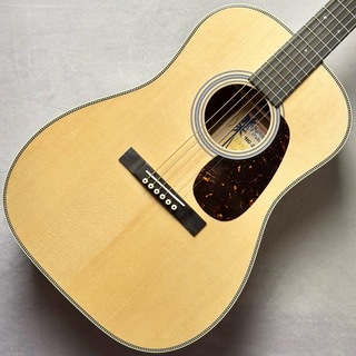 Martin OO-28 2016年製　Waverlyペグ装着　美品 Martin OO-28 2016年製 Waverlyペグ装着 美品 マーティンより、クリス