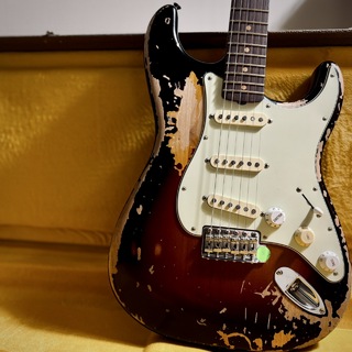 【超軽量】Fender road worn ビンテージ ギター オールドのルックスとサウンドを正確に再現！Fender LIMITED