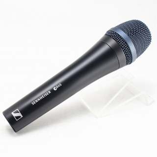 新連載】エンジニアの個性派マイク HARA KOICHI × SENNHEISER Black