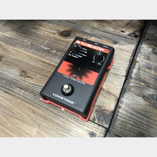 TC-Helicon VOICETONE R1 