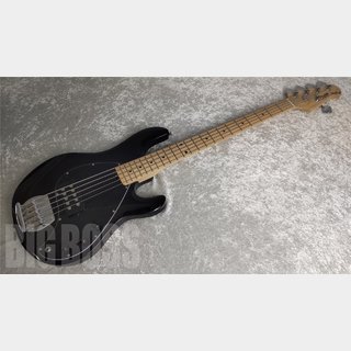 Sterling by MUSIC MAN S.U.B RAY5(Black)