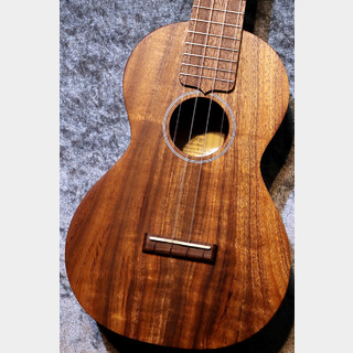 Martin C1K Uke #34789 【コンサート】【ハワイアンコア単板】【渋い色合いカーリーコア】【池袋在庫品】