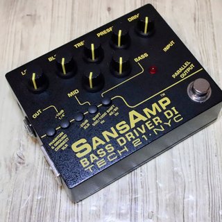 TECH21 SansAmp / Bass Driver DI V2 【心斎橋店】