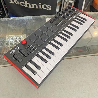 AKAI MPK Mini IV 〜新しいキーヘッド、モジュレーションホイールなど
