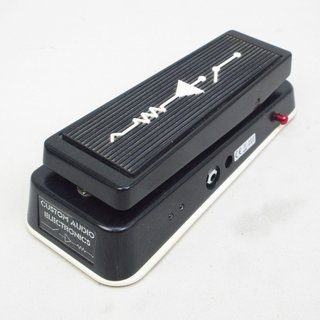 MXR / MC404 CAE Wahの特徴と使い方などをレビュー。2種の音色とブースターがついた上品なワウペダル。