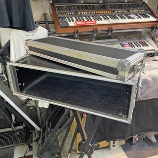 入荷なう ARMOR 5U スタジオラック （ARMORの検索結果【楽器検索 配信機器・PA機器・レコーディング機器